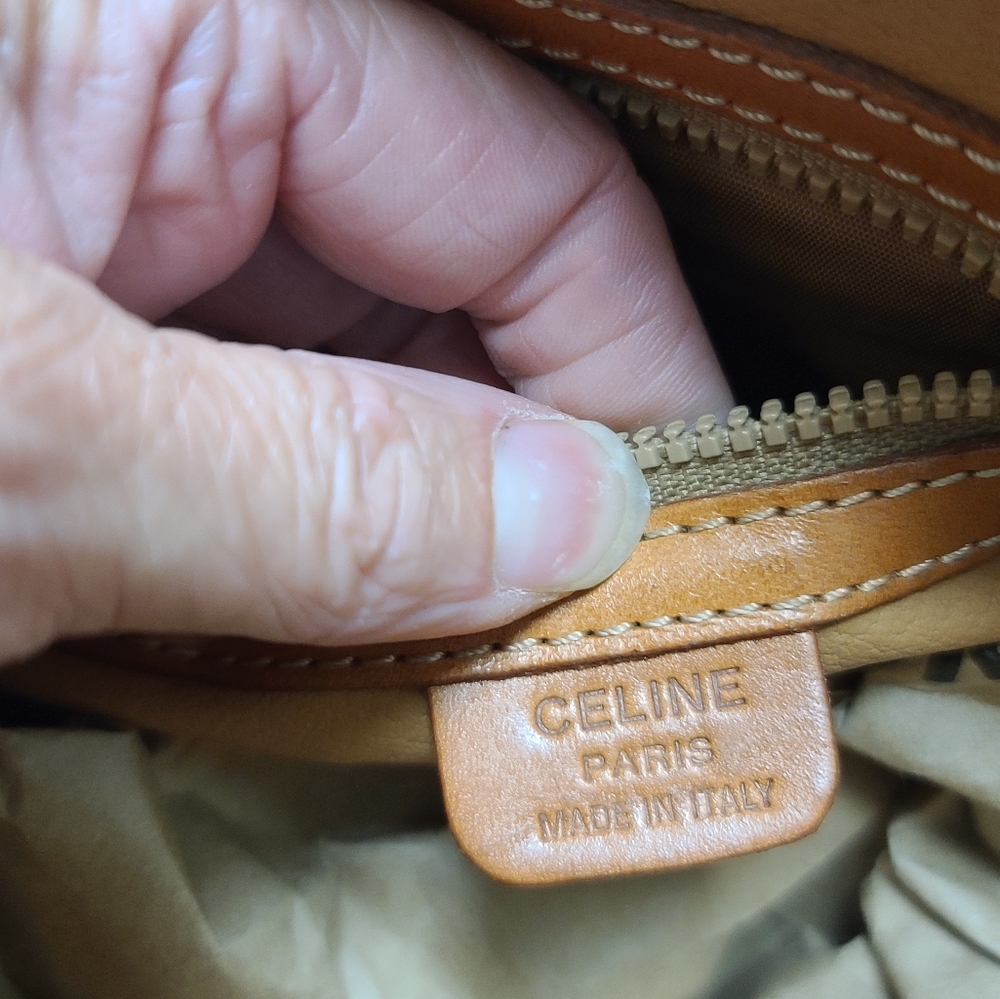 Celine Paris Macadam Vintage Crossbody Bag - Picture 12 of 16